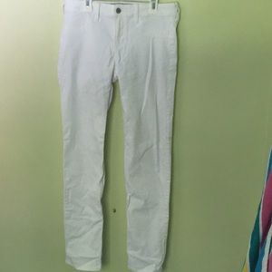 White skinny jeans